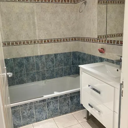 Appartement Vaiana Avec Piscine En Bord De Mer Ajaccio  Exterior photo