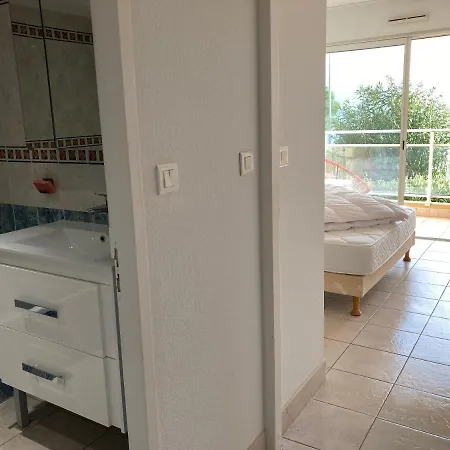Appartement Vaiana Avec Piscine En Bord De Mer Ajaccio  Exterior photo