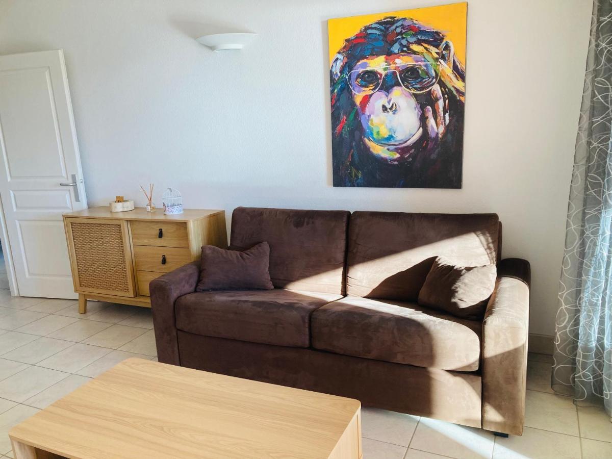 Apartment Vaiana Avec Piscine En Bord De
