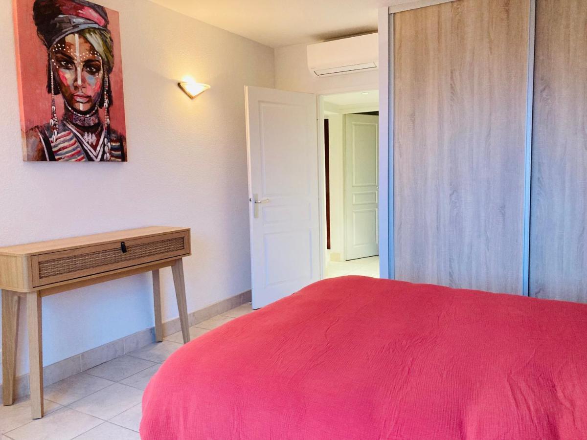 Apartment Vaiana Avec Piscine En Bord De *